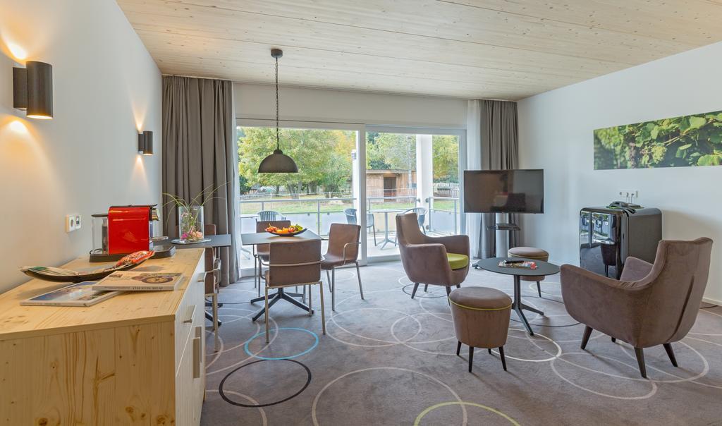 Large Suite Titisee,319208829:JPEG